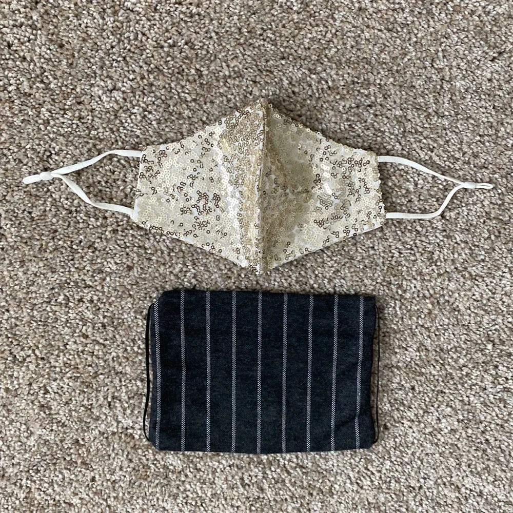 Costume/Face Masks (4)
